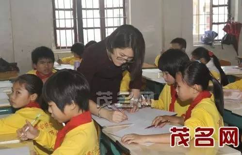 福利院孩子的真实生活 IMGb083fe71c30a40273599624.jpeg