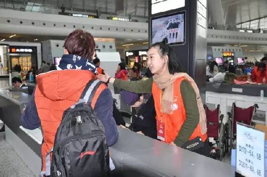 这里有你想了解的春运志愿者-中国青年志愿者