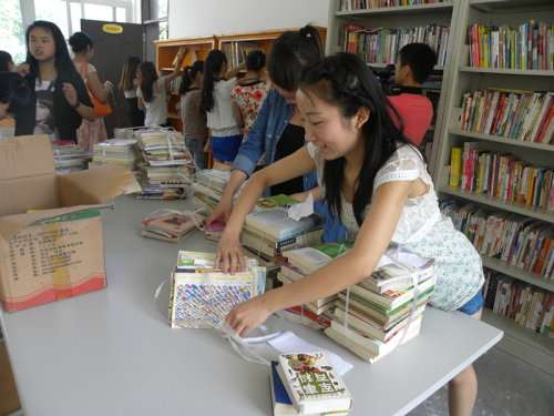 3000余册爱心图书落户留侯镇农家书屋--中国青