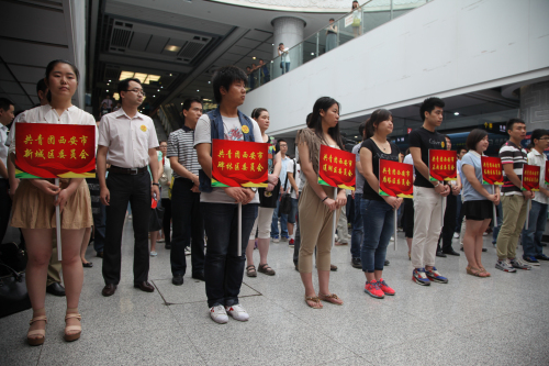 西安地铁开展青年志愿者服务项目合作打造志愿