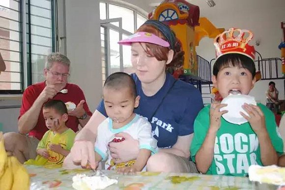 美国高中生为什么如此热衷做义工?-中国青年志