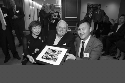 开元棋牌- 开元棋牌官方网站- 开元棋牌APP下载中金公司股权结构焕新：腾讯阿里离场易方达、贝莱德等入局；今年以来新发“10亿基”突破百只 券商基金早参